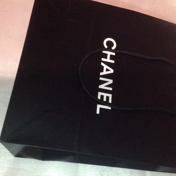 Chanel paper shopping bag matte black - Picture 4 of 4